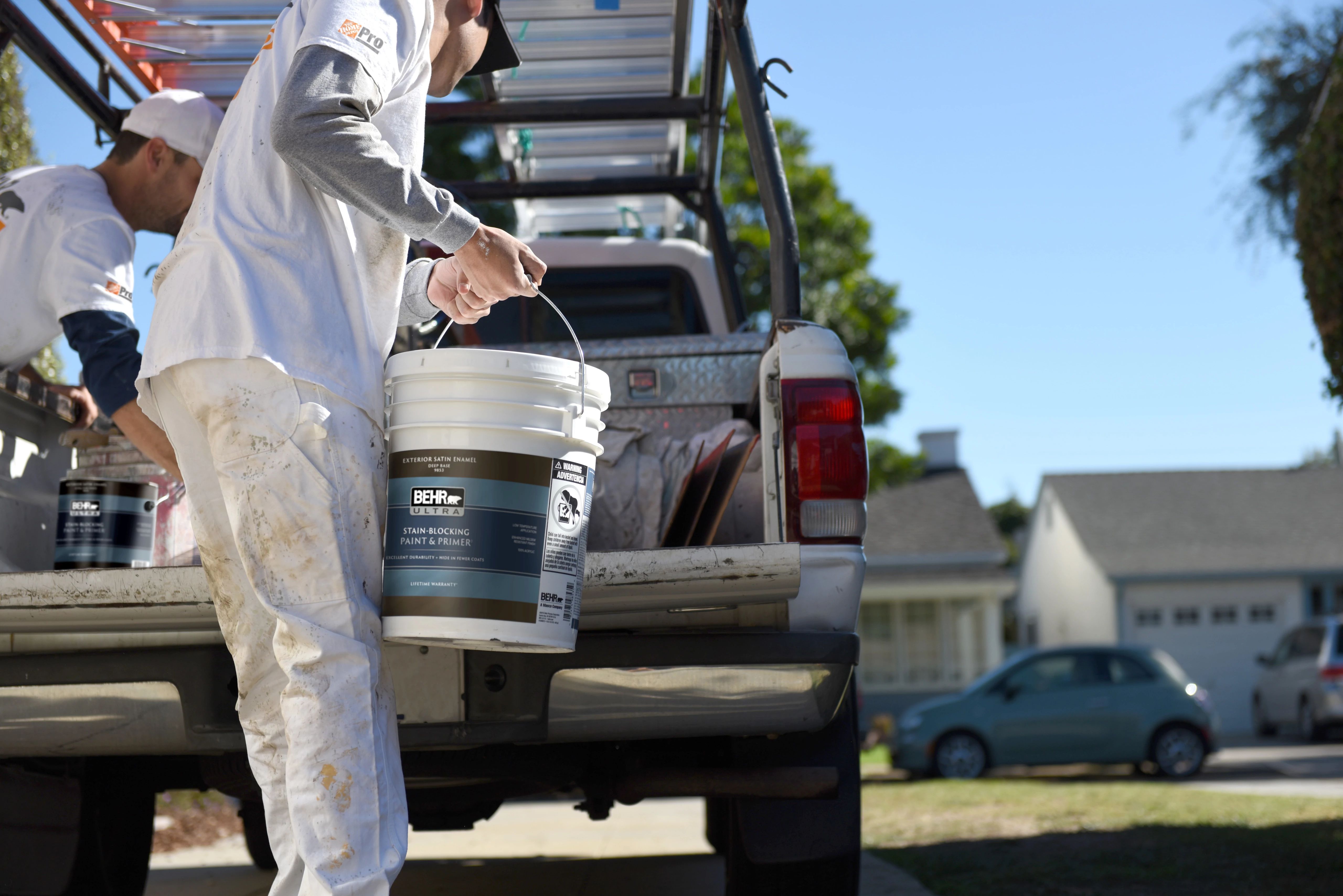 Pro painter putting paint on his vehicle